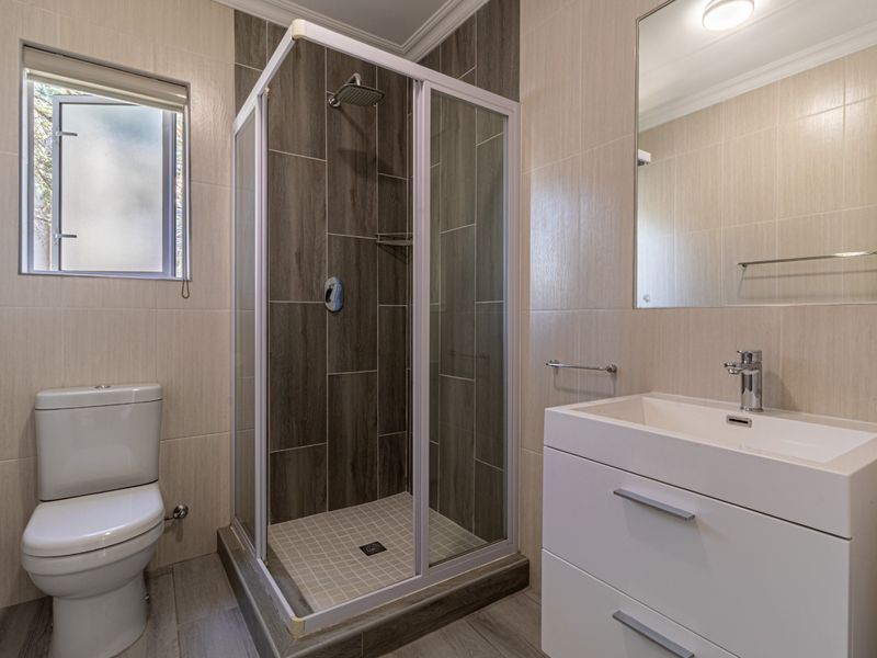 3Bedroom Apartment in Broadacres Sought After Estate - Photo 10