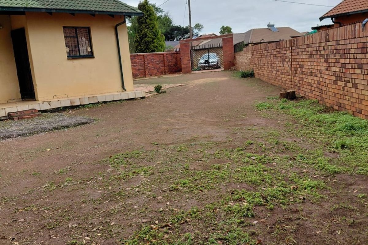 House For Sale in Ennerdale, Johannesburg - Photo 3