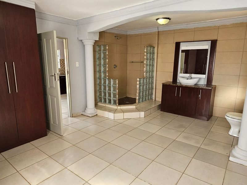 Apartment To Rent in Silverton, Pretoria - Photo 5