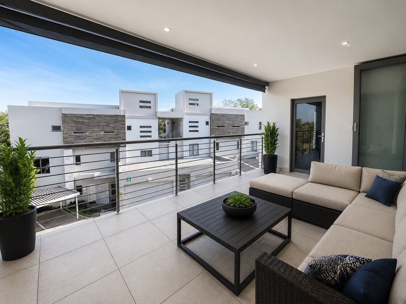 Skyline Luxury Living in the Heart of Bryanston - Photo 8