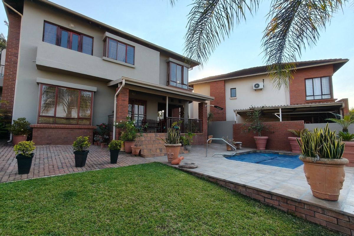 House For Sale in Stonehenge Ext 7, Close to Laerskool Laeveld, Nelspruit. - Photo 3