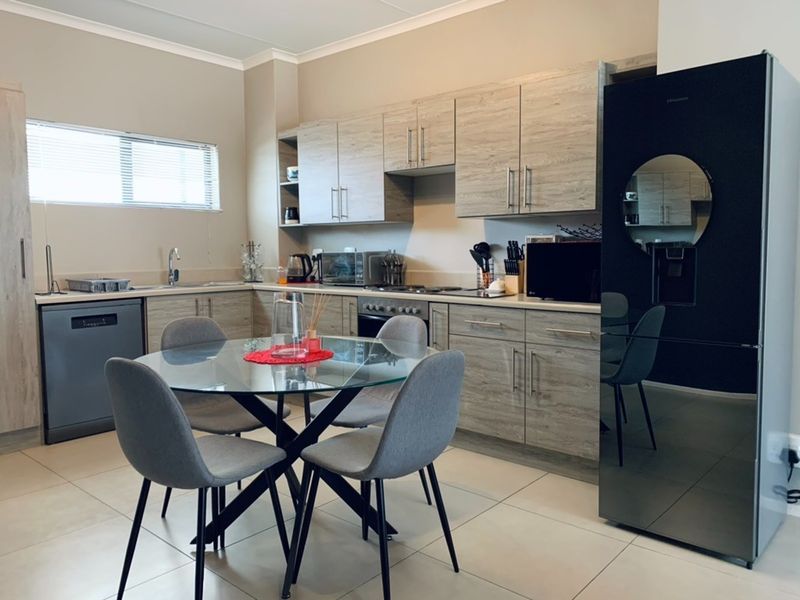 Riverside Lifestyle Estate - 2-bedroom, 2-bathroom apartment - Photo 4
