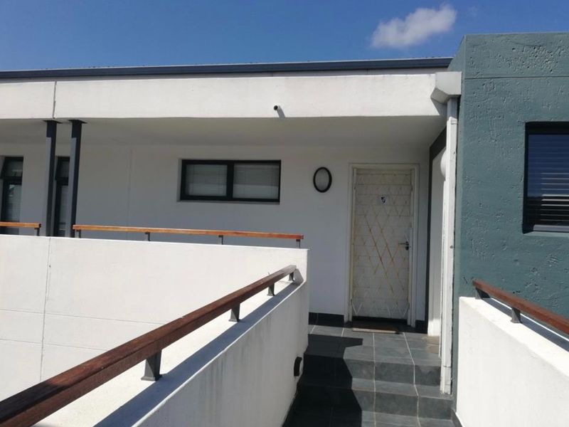 Riverside Lifestyle Estate - 2-bedroom, 2-bathroom apartment - Photo 3