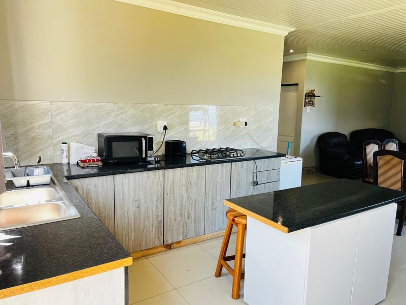 6 Bedroom House for Sale in Umngazana, Port St Johns - Photo 4