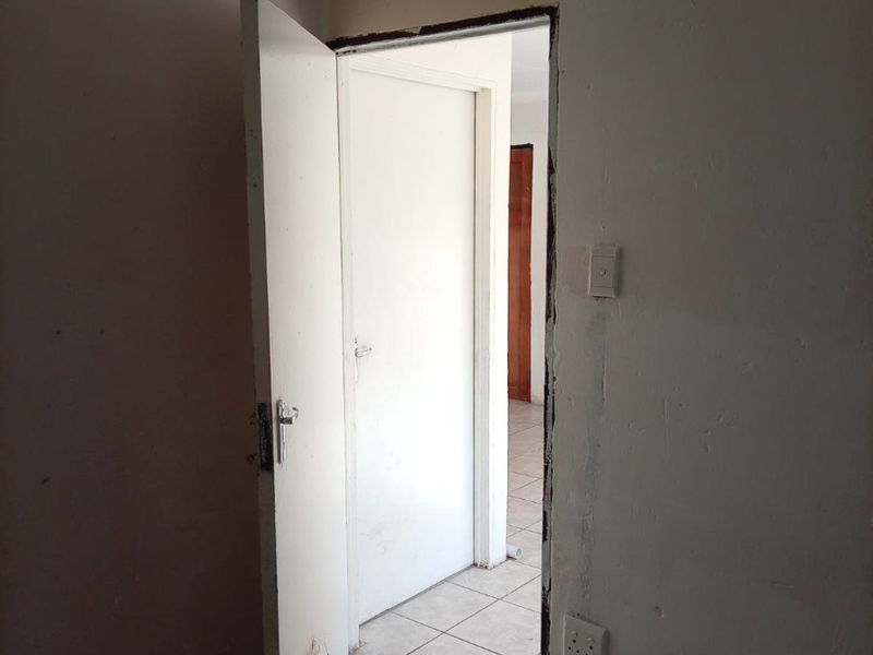 House To Rent in Protea Glen, Soweto - Photo 10