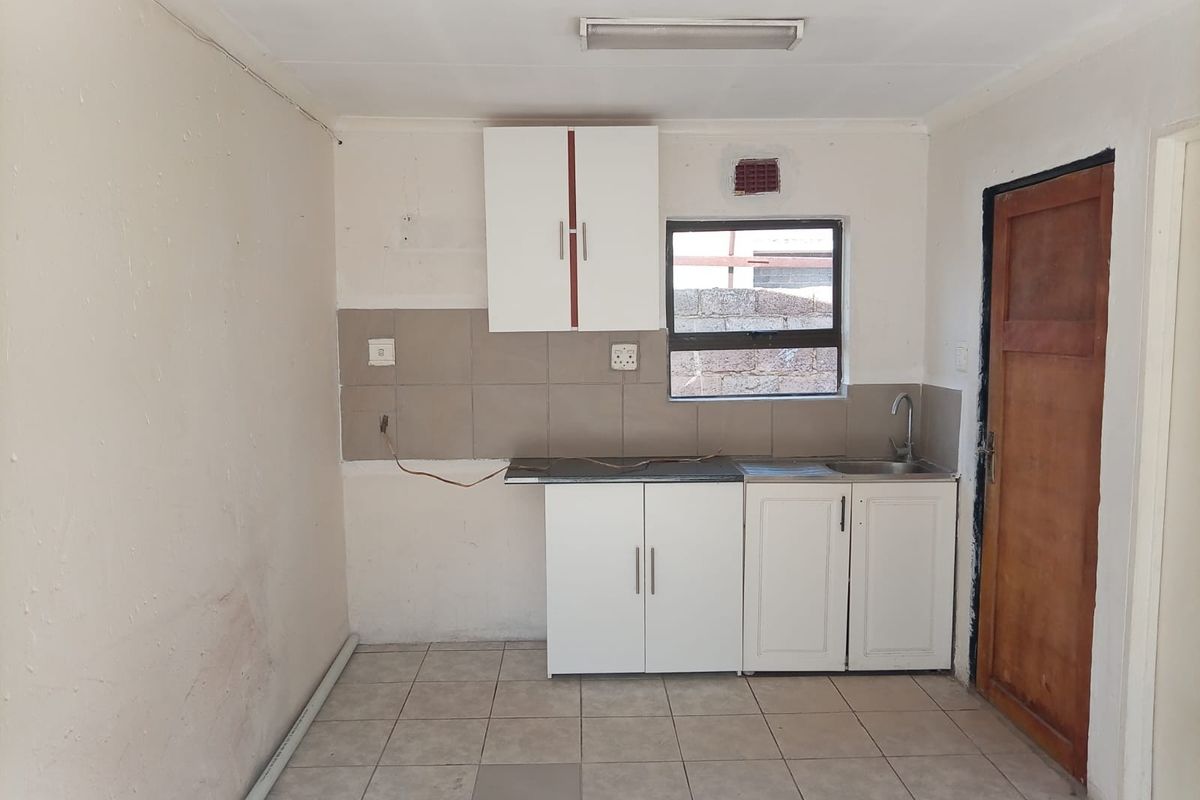 House To Rent in Protea Glen, Soweto - Photo 5