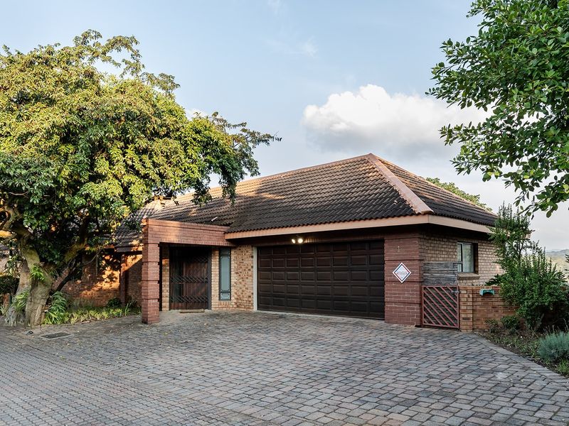 Step into your own piece of paradise full title home in a Secure Estate in Nelspruit Ext 14 - Photo 5