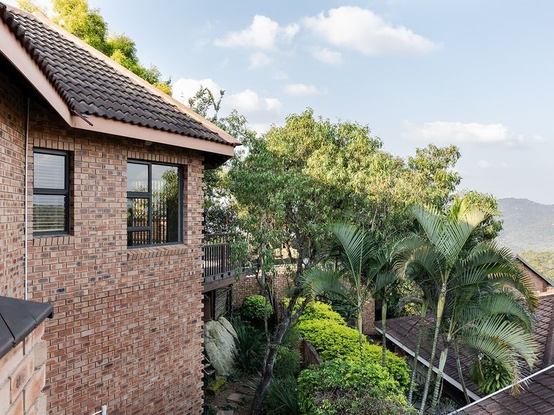 Step into your own piece of paradise full title home in a Secure Estate in Nelspruit Ext 14 - Photo 8