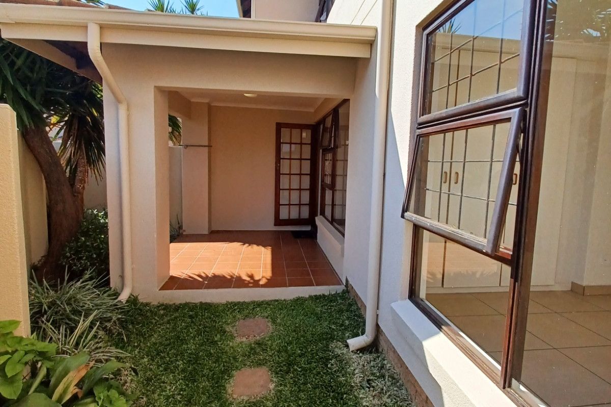 1 Bed / 1 Bath Ground Floor Apartment To Rent in Glen Atholl, Sandton - Photo 4