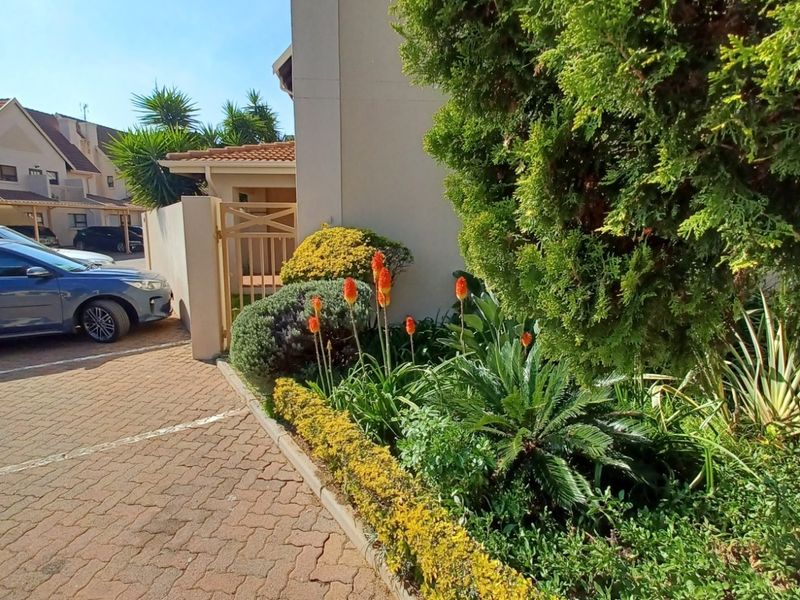 1 Bed / 1 Bath Ground Floor Apartment To Rent in Glen Atholl, Sandton - Photo 2