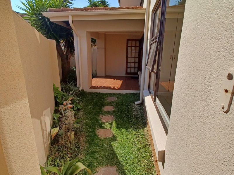 1 Bed / 1 Bath Ground Floor Apartment To Rent in Glen Atholl, Sandton - Photo 3