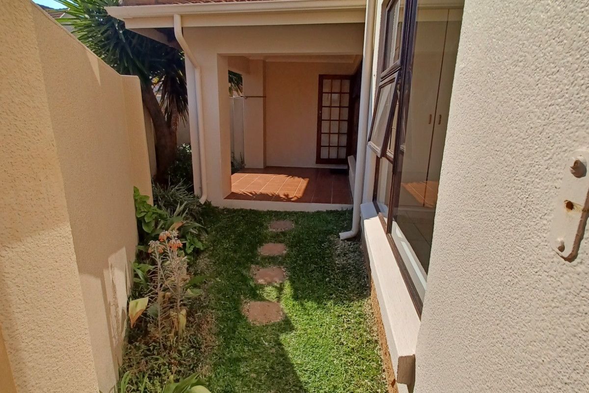 1 Bed / 1 Bath Ground Floor Apartment To Rent in Glen Atholl, Sandton - Photo 3