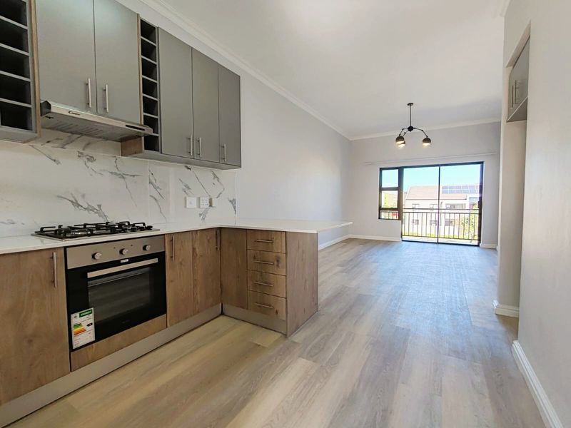 Renovated 2 Bed unit in Burgendy Estate - Photo 7