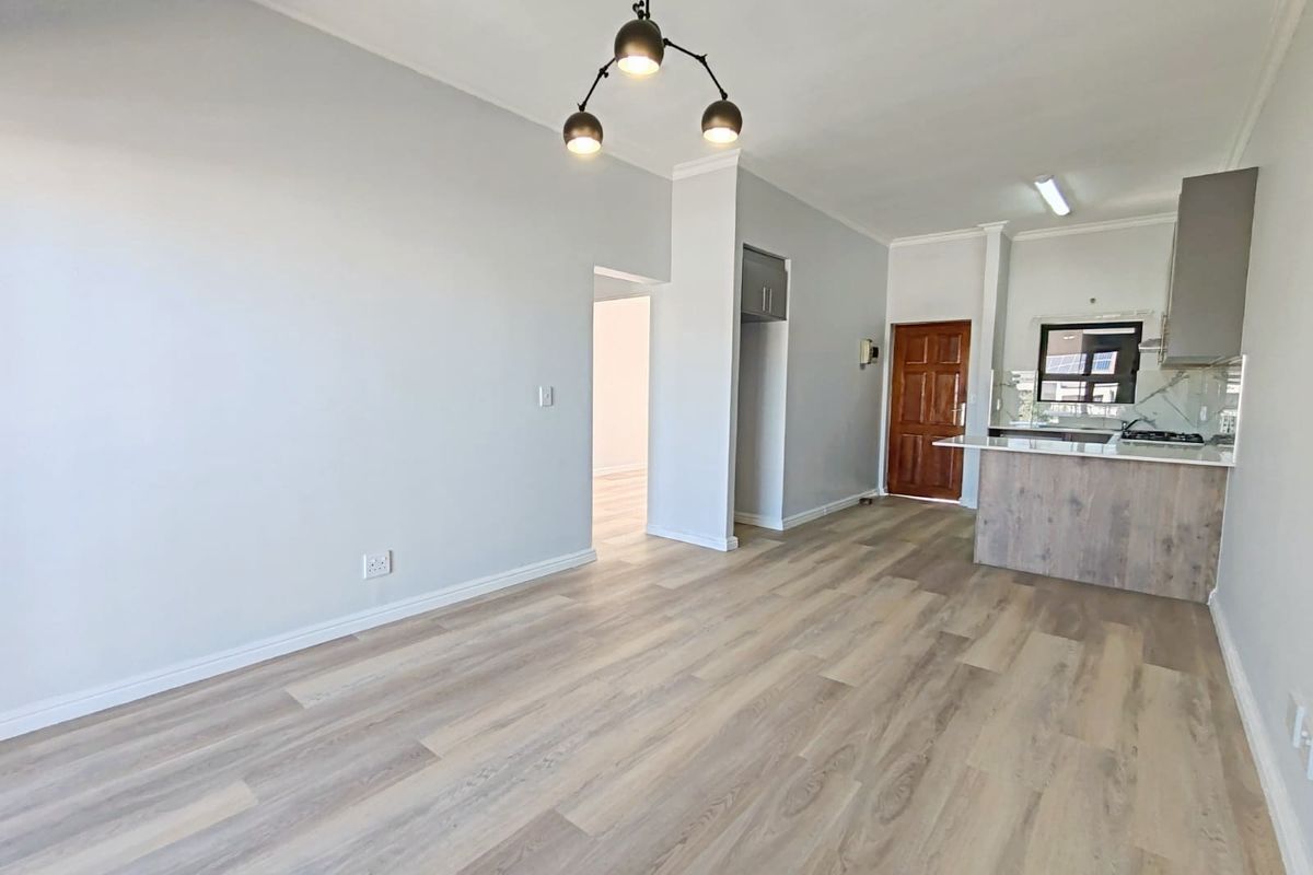 Renovated 2 Bed unit in Burgendy Estate - Photo 2