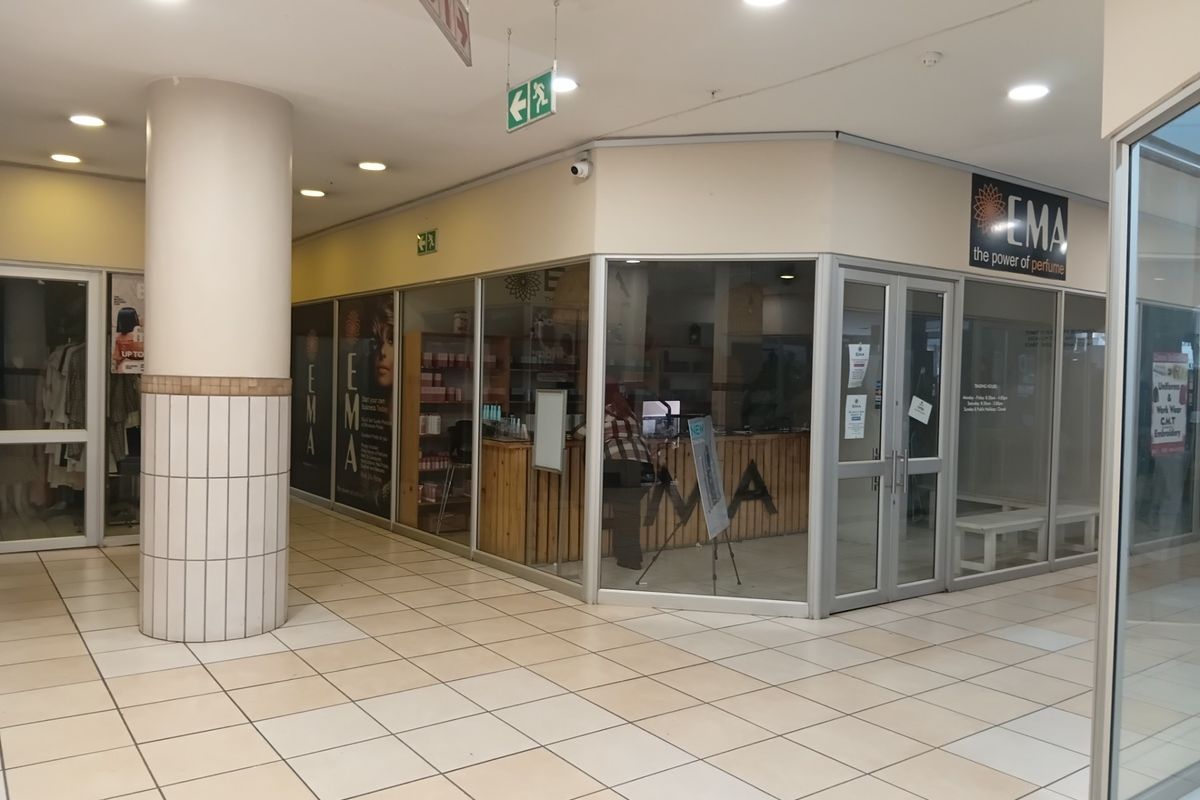 Retail Space To Rent in Johannesburg - Photo 4