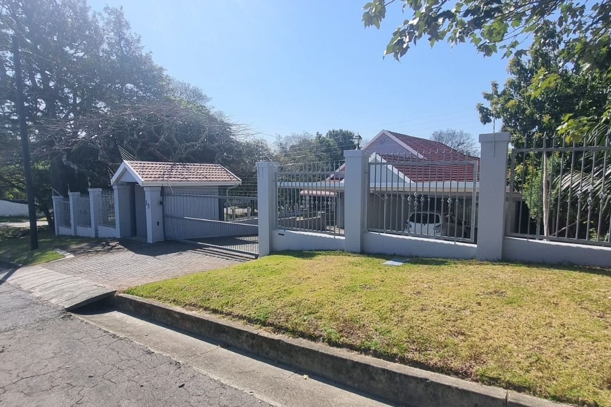 Luxurious 4 bedroom Home in Selborne with Batchelor flat - Photo 2