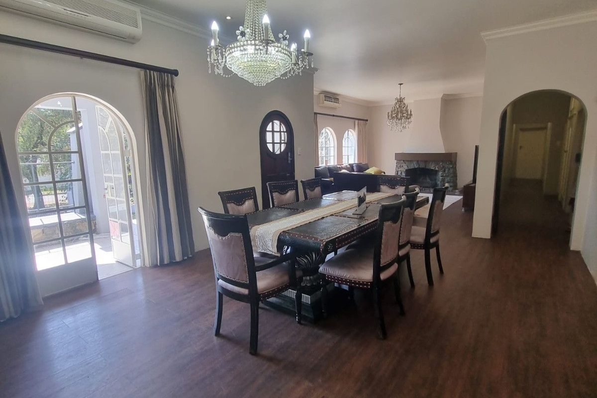 Luxurious 4 bedroom Home in Selborne with Batchelor flat - Photo 5