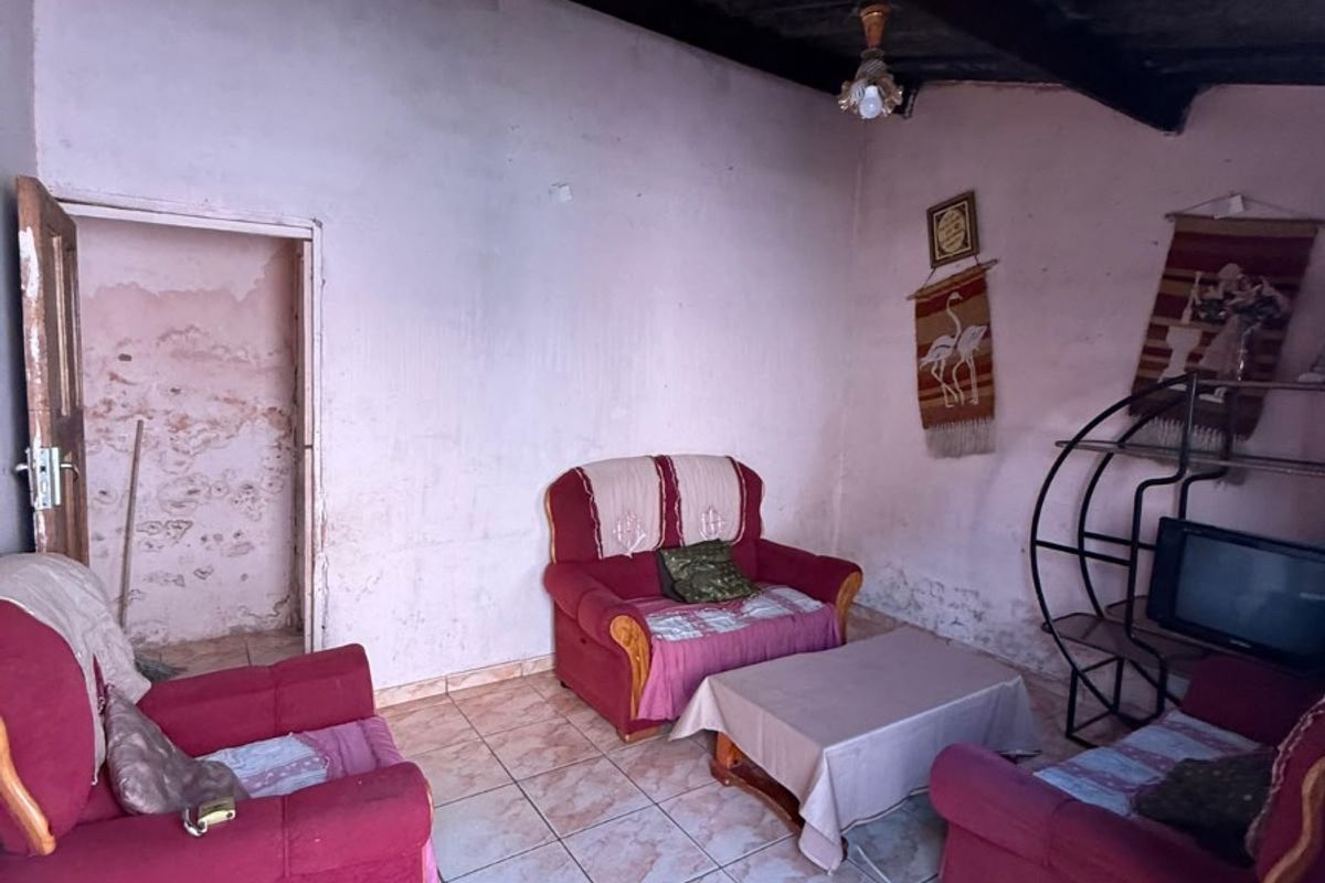 House For Sale in Umlazi D, Umlazi, KwaZulu Natal - Photo 5