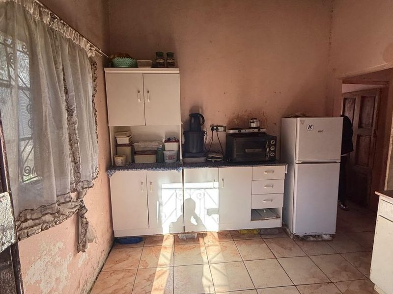 House For Sale in Umlazi D, Umlazi, KwaZulu Natal - Photo 4
