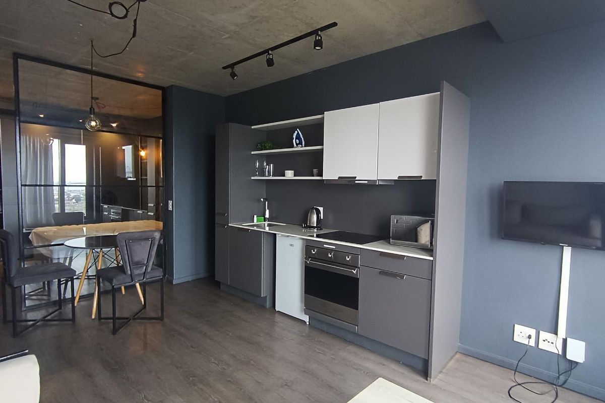 Modern Lock-Up-and-Go Living in the Heart of Woodstock - Photo 3