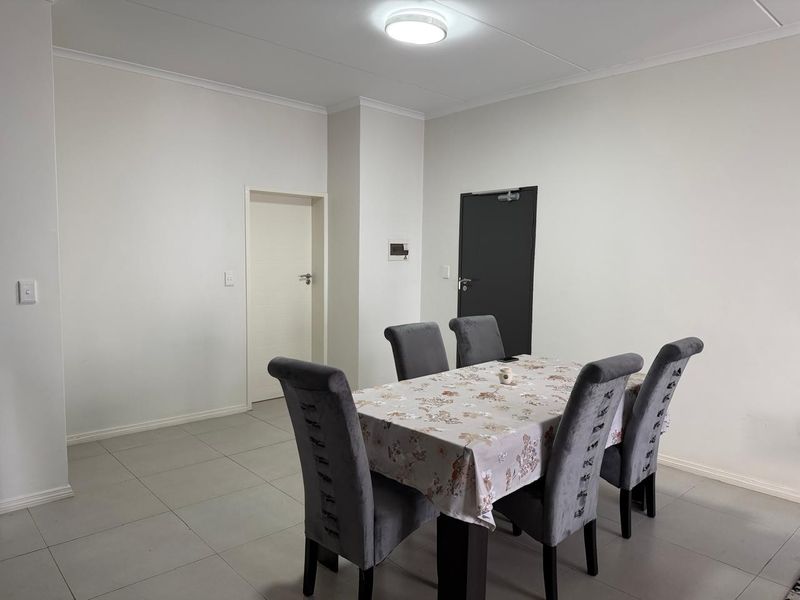 Apartment To Rent in Carlswald, Midrand - Photo 8