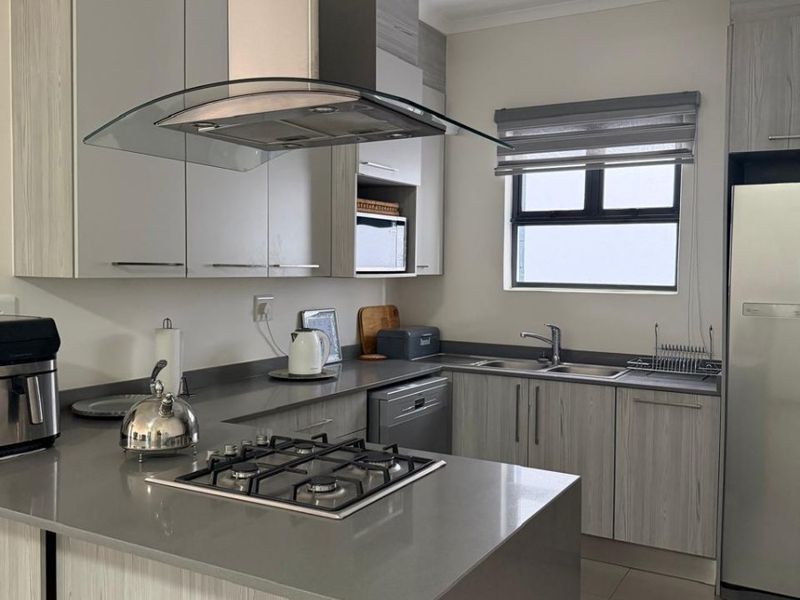 Apartment To Rent in Carlswald, Midrand - Photo 5
