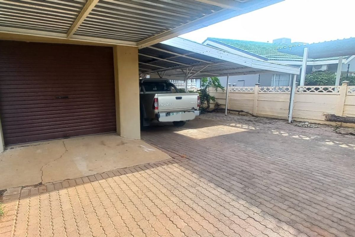 House For Sale in Heuwelsig, Kimberley - Photo 4