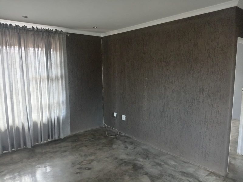 House To Rent in Protea Glen, Soweto - Photo 7