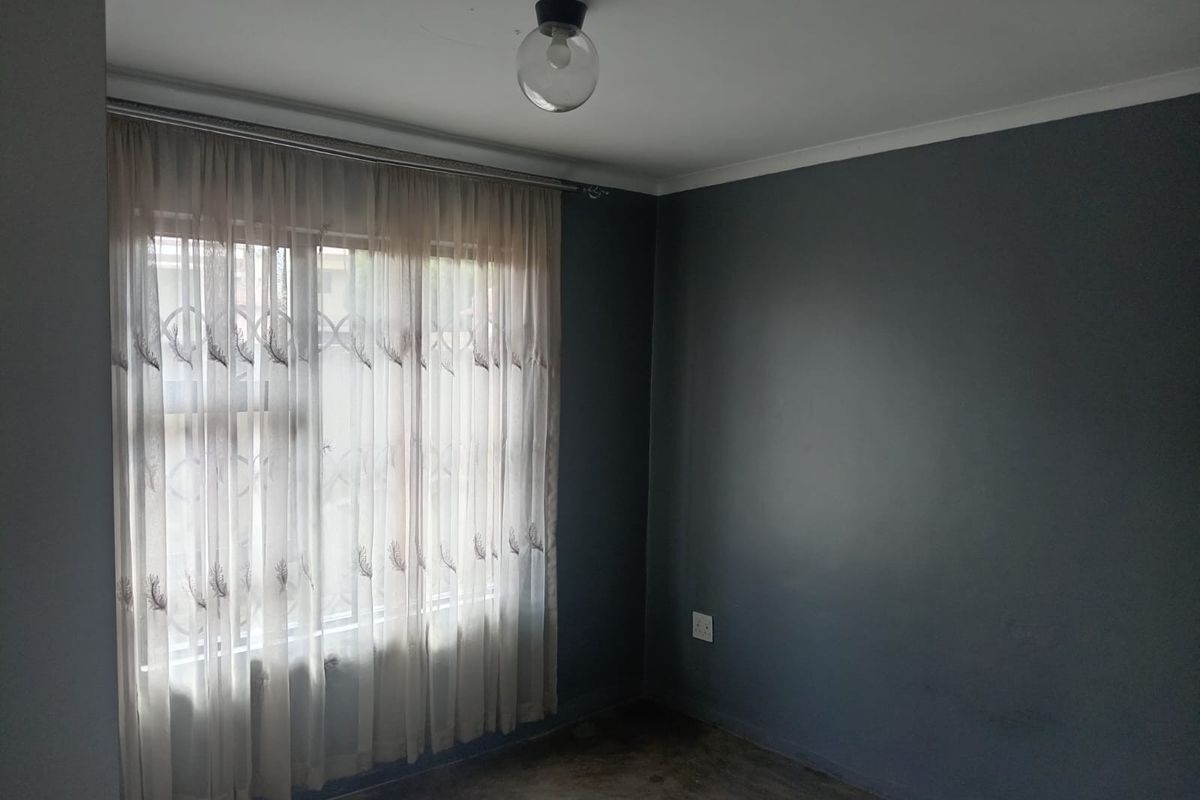 House To Rent in Protea Glen, Soweto - Photo 3