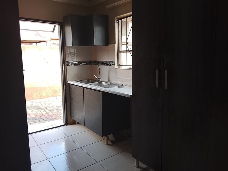 House To Rent in Birch Acres, Kempton Park - Photo 5