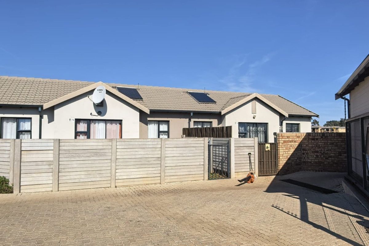 The Perfect Starter Home - Photo 3
