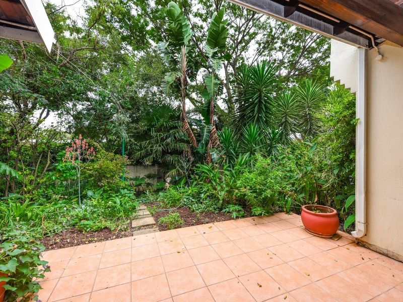 Apartment For Sale in Magaliessig, Sandton - Photo 8