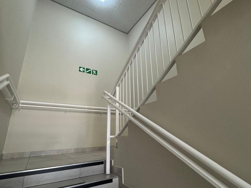 319m2 Warehouse To LET in The Reserve Business Park 4 - Photo 7
