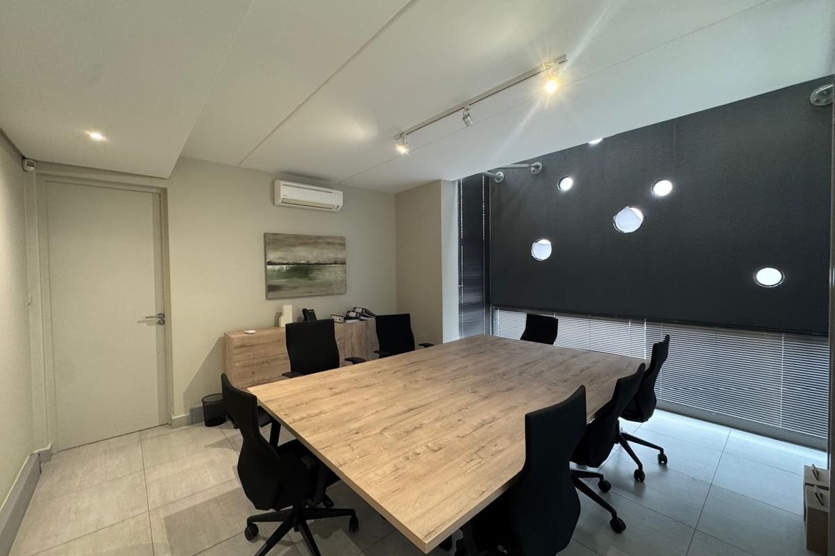 319m2 Warehouse To LET in The Reserve Business Park 4 - Photo 4