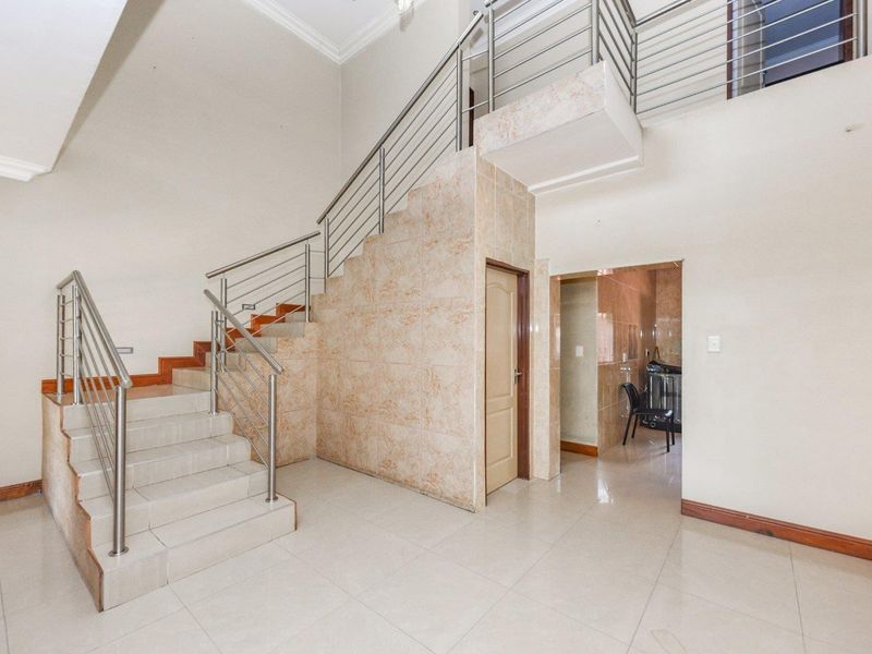 House For Sale in Bloubosrand, Randburg - Photo 6