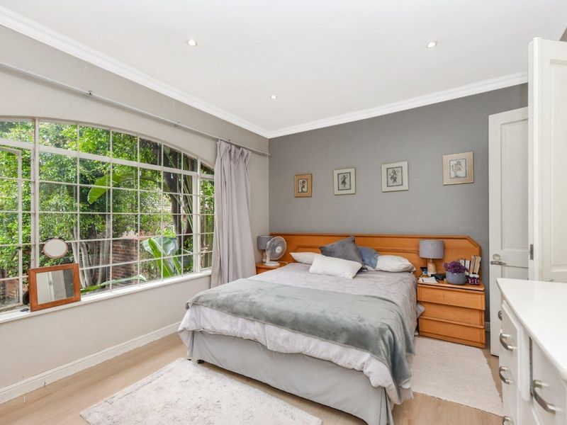 Townhouse For Sale in Sandton - Photo 9