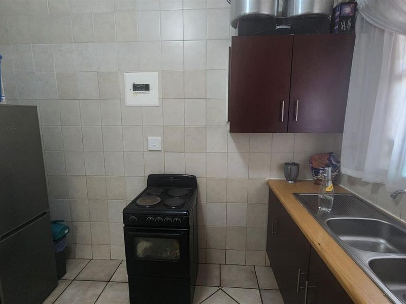 Apartment For Sale in Springs - Photo 3