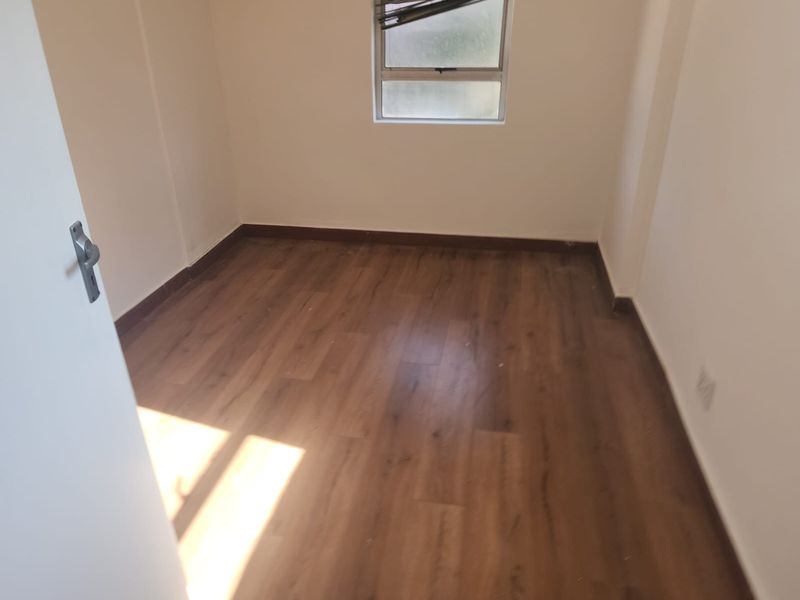 Cottage To Rent in Lyndhurst, Johannesburg - Photo 8