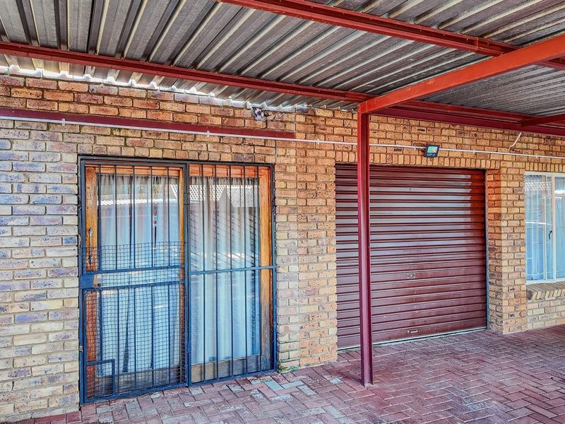 House For Sale in Doornpoort, Pretoria - Photo 8