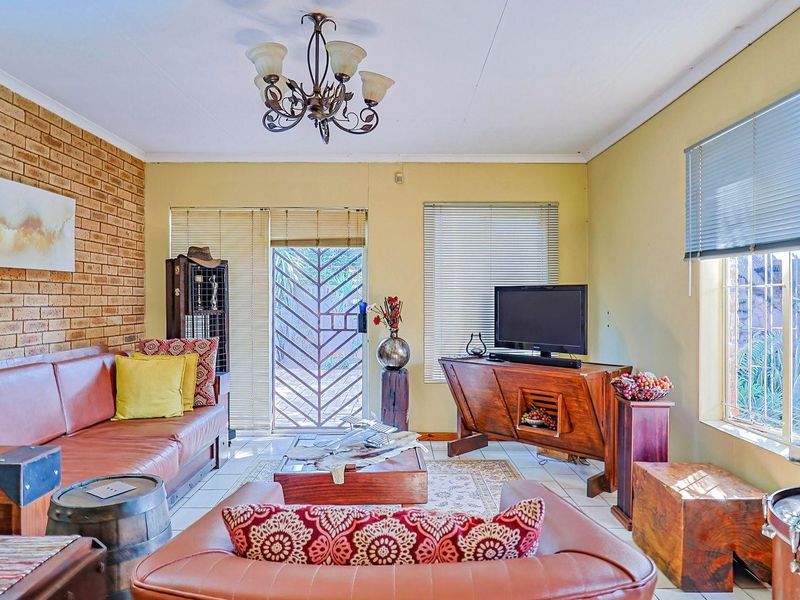 House For Sale in Doornpoort, Pretoria - Photo 9