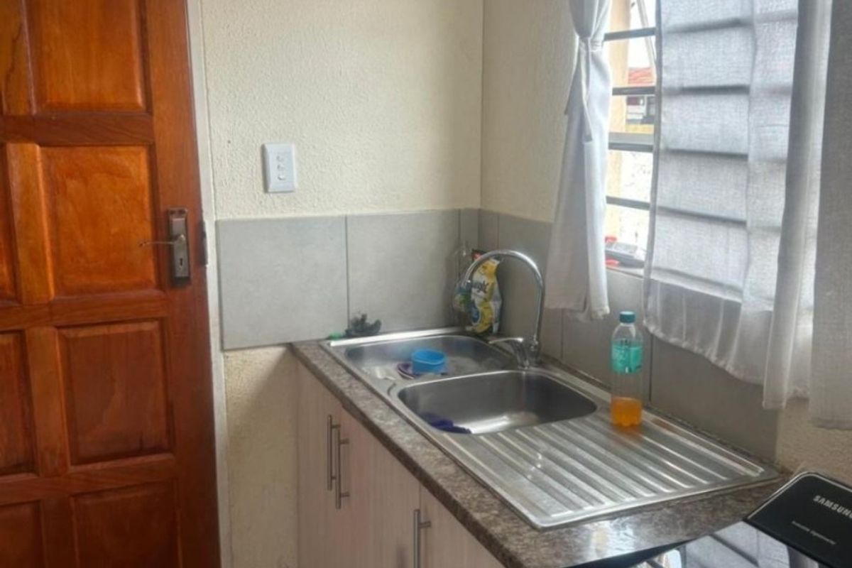House For Sale in CE 7, Vanderbijlpark CE - Photo 2