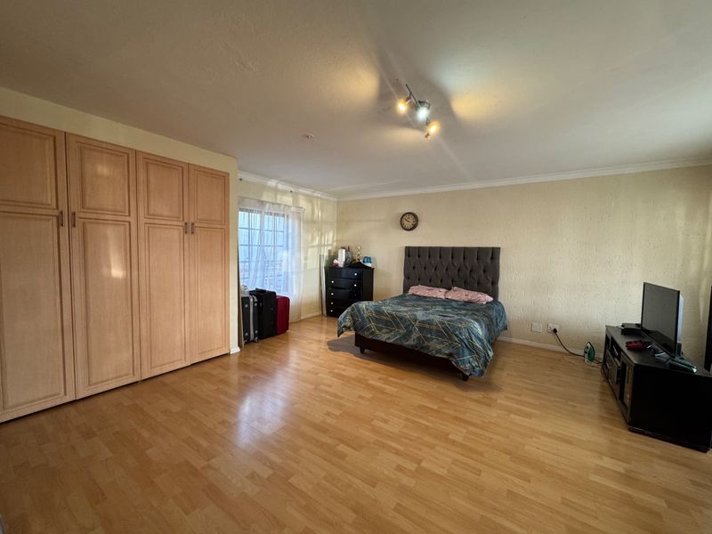 House To Rent in Lonehill, Sandton - Photo 10