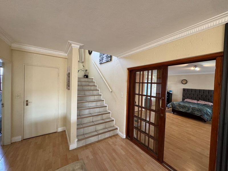 House To Rent in Lonehill, Sandton - Photo 9