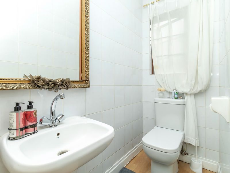 House To Rent in Lonehill, Sandton - Photo 8