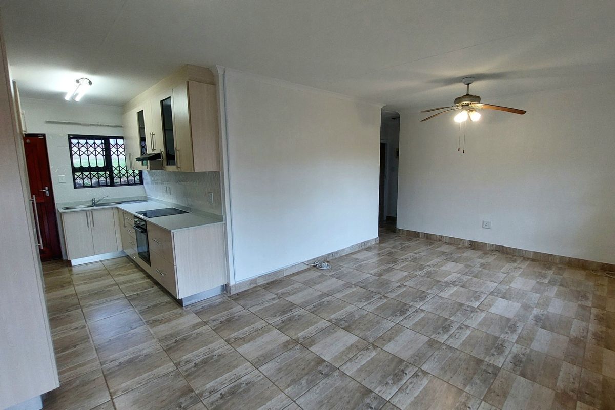 Lovely Newly Renovated Townhouse, Shelly Beach - Photo 2
