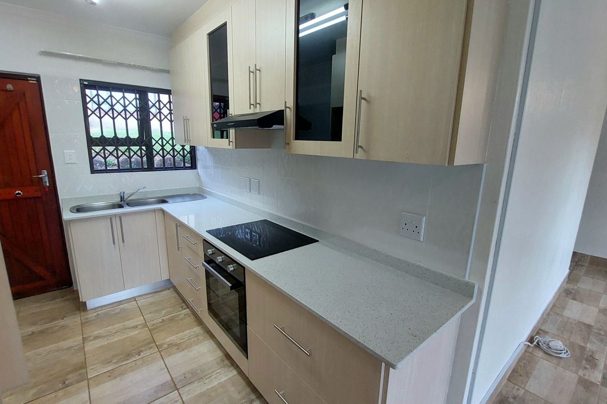 Lovely Newly Renovated Townhouse, Shelly Beach - Photo 3