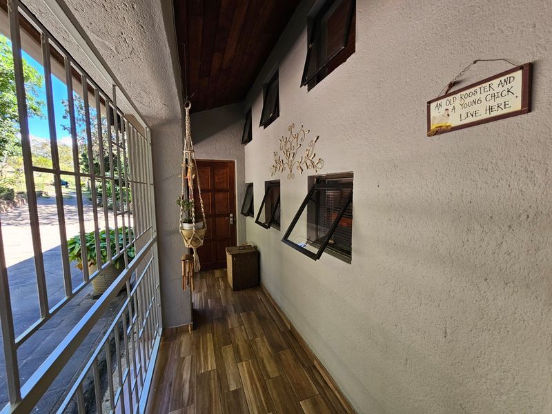 6 houses on 58ha’s, between overlooking Dagama Dam, hazyview/White River, Mpumalanga - Photo 10