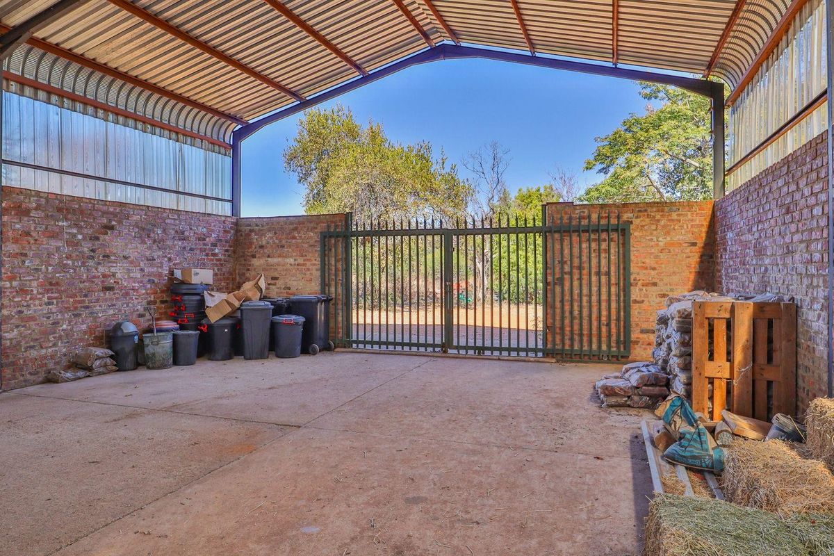 Farm For Sale in Dinokeng Game Reserve, Wonderboom - Photo 4
