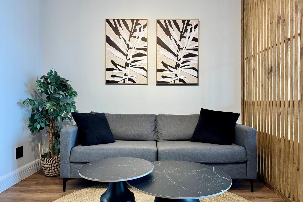 Unit 1204, Four Seasons, Zonnebloem, Cape Town - Photo 4
