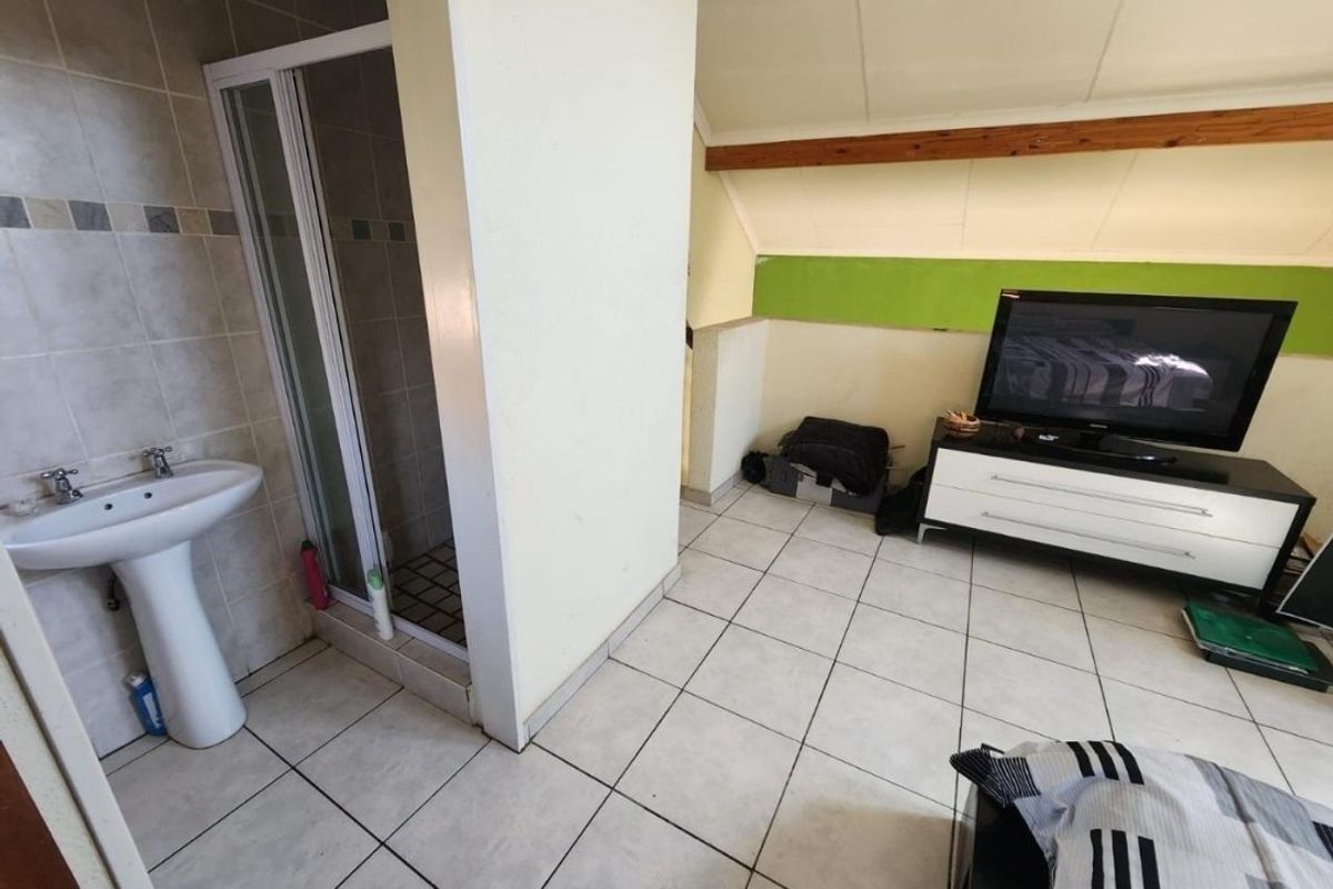 House For Sale in Vanderbijlpark SE 5, Vanderbijlpark SE, Vanderbijlpark - Photo 4